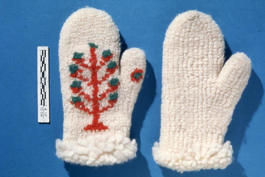 Mittens knitted by Priscilla Ostrum Wilson with Christmas Tree design.