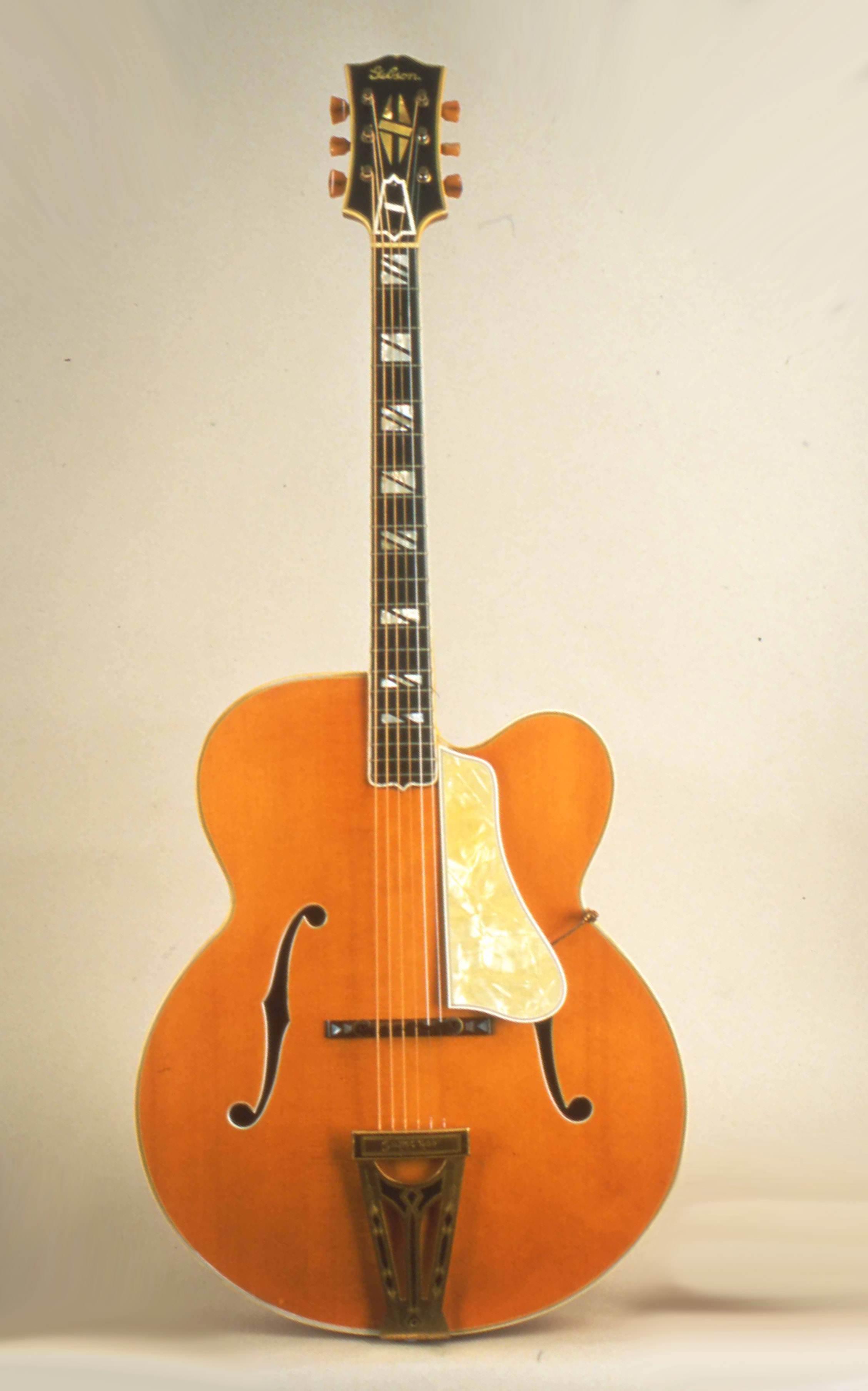 Photo of Gibson Super 400, 1939
