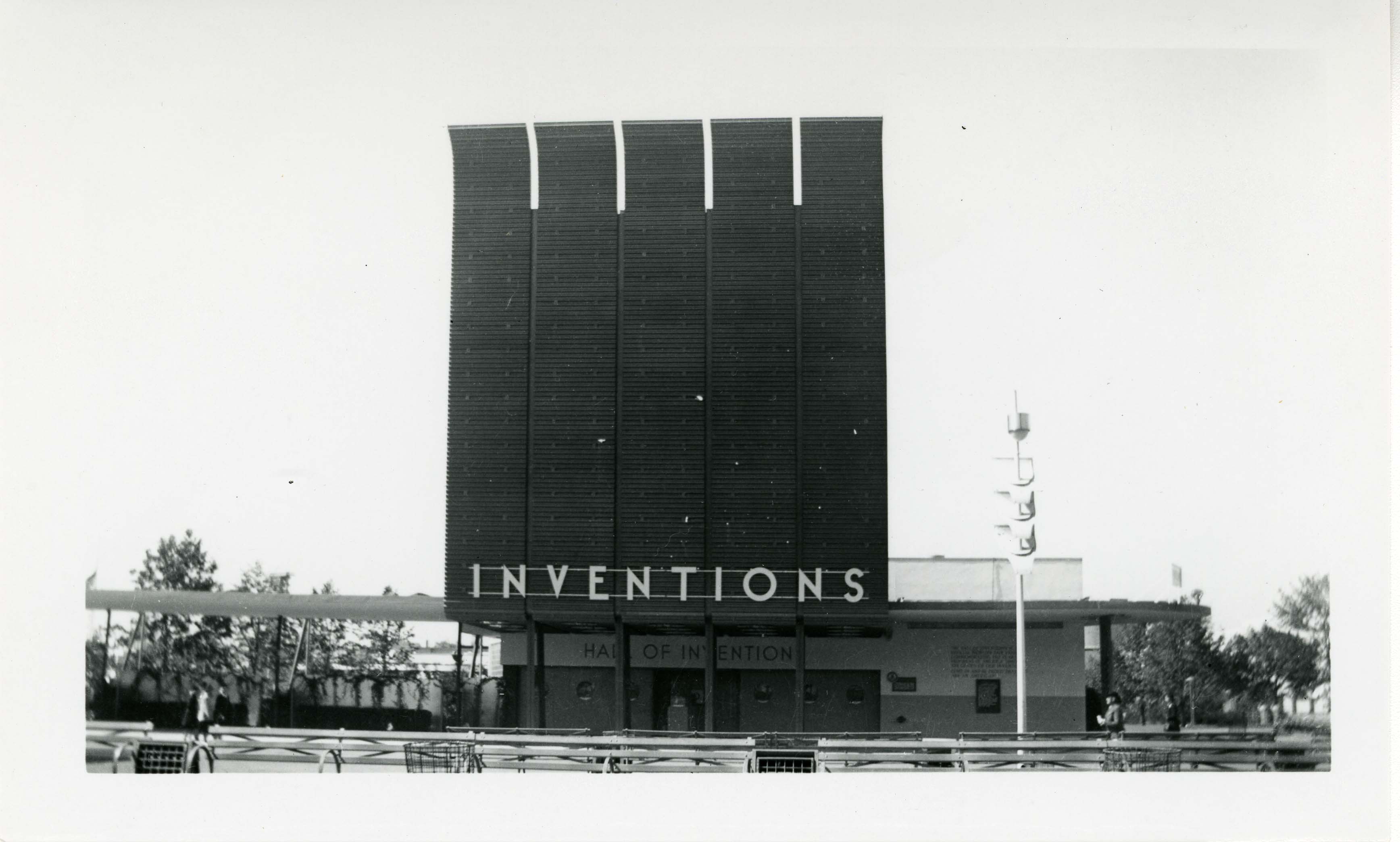 Photograph, Hall of Inventions, New York World’s Fair, 1940 (AC0560-0000049)