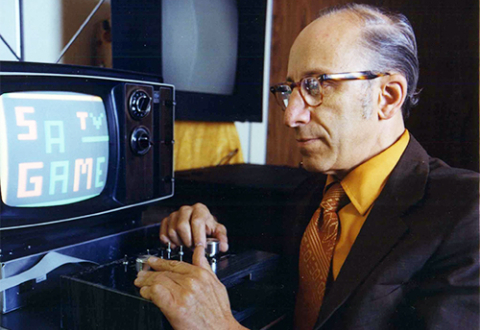 Ralph Baer playing his Telesketch game, 1977