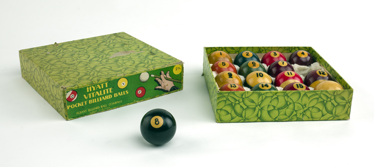 16 multicolored numbered Vitalite billiard balls in Hyatt Vitalite Pocket Billiard Balls box