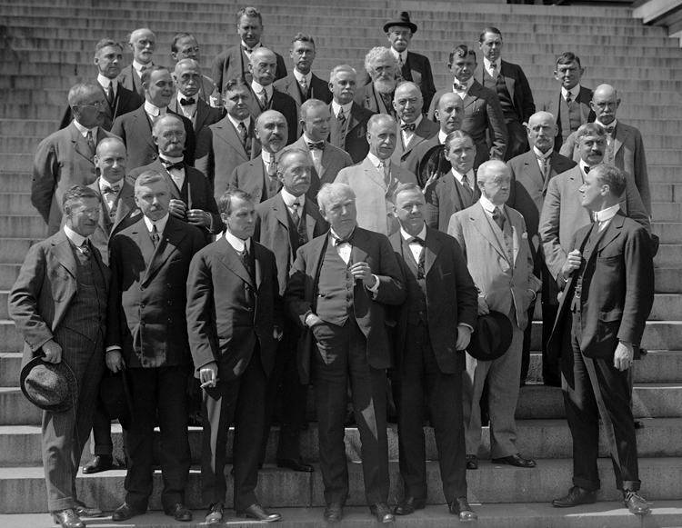 Group photo of the Naval Consulting Board, about 1916. Thomas Edison is front row center; Navy Secretary Josephus Daniels is to his right